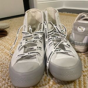 Used Hightop Converse White and gumsole branded laces sz 8